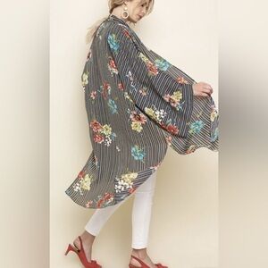 Umgee, Multicolor Floral Stripe Kimono, Size M/L | 1301